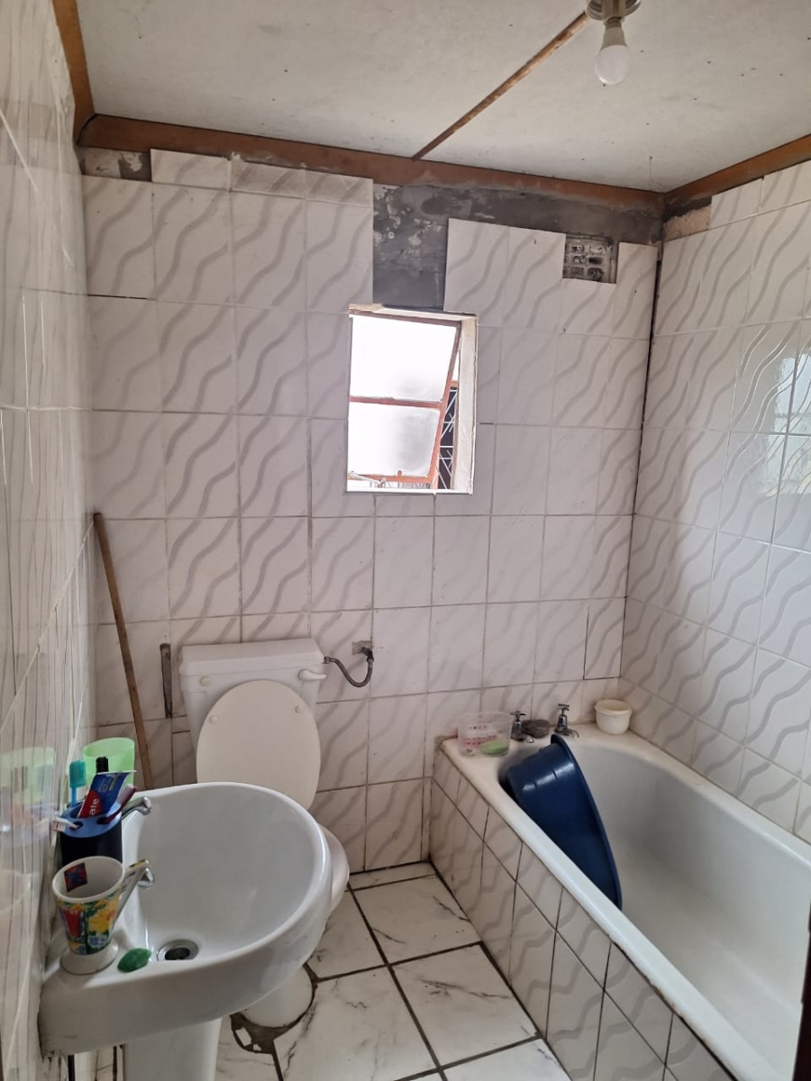 4 Bedroom Property for Sale in Mdantsane Nu 3 Eastern Cape